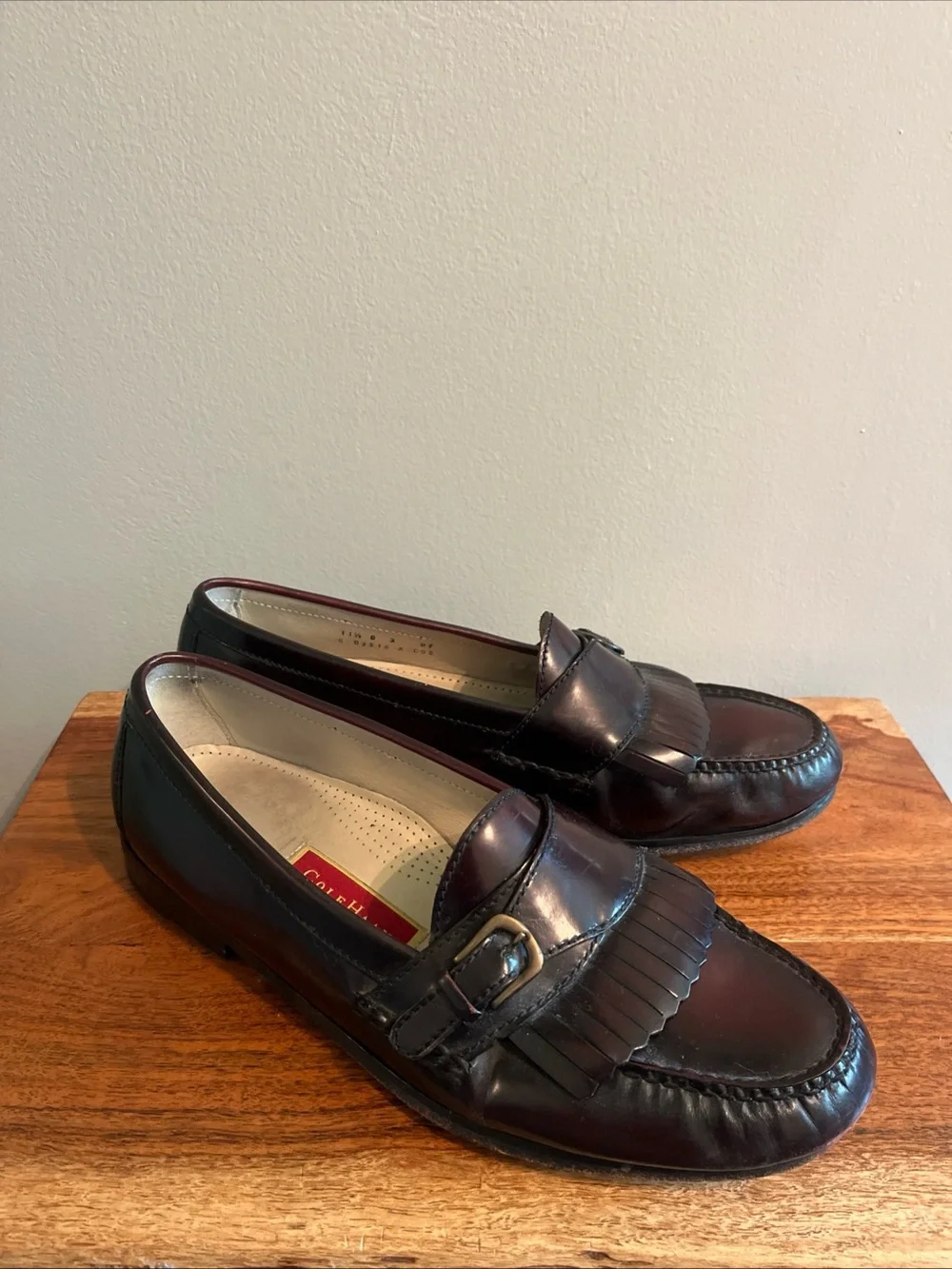 COLE HAAN BURGUNDY LEATHER KILTY BUCKLE LOAFERS SLIP ON SHOES MENS 11.5